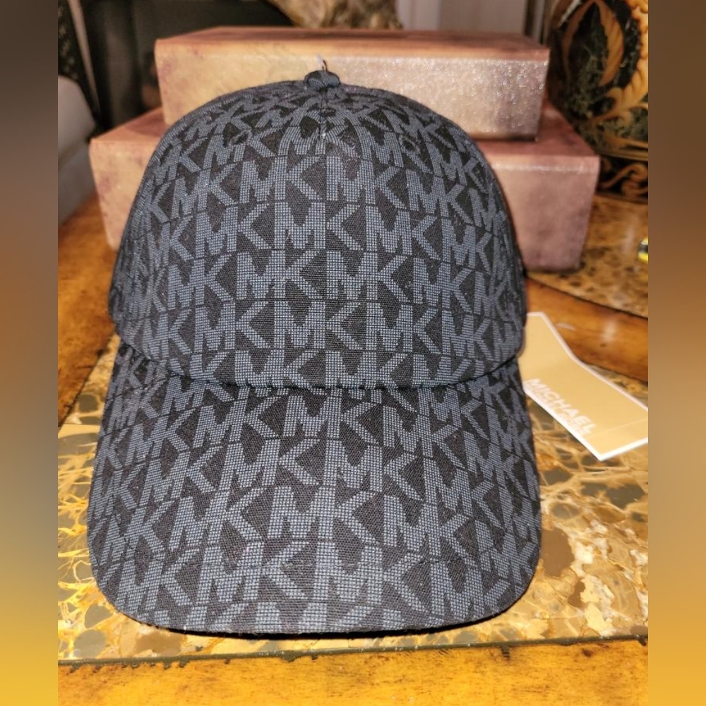 🧡🧡Please like an share. BAG Show 7:00 pm This evening 🧡🧡 Join us - Picture 3 of 15